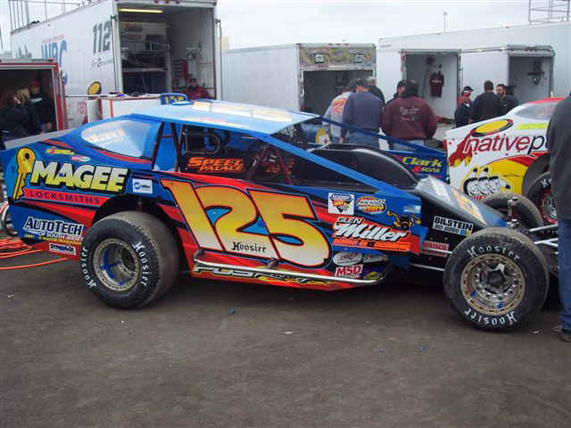 Kyle Strickler.jpg (82544 bytes)