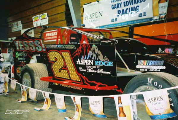 GARY EDWARDS 21.jpg (154141 bytes)