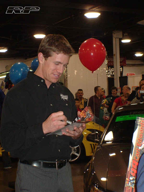 CARL EDWARDS.jpg (126936 bytes)