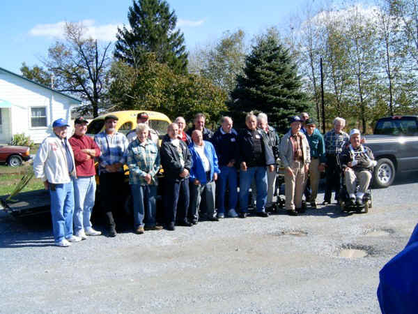 OLD CAR REUNION 102305 018.jpg (172045 bytes)