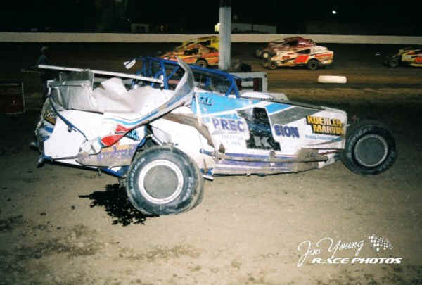 BAILEY 1K AFTER CRASH.jpg (122588 bytes)